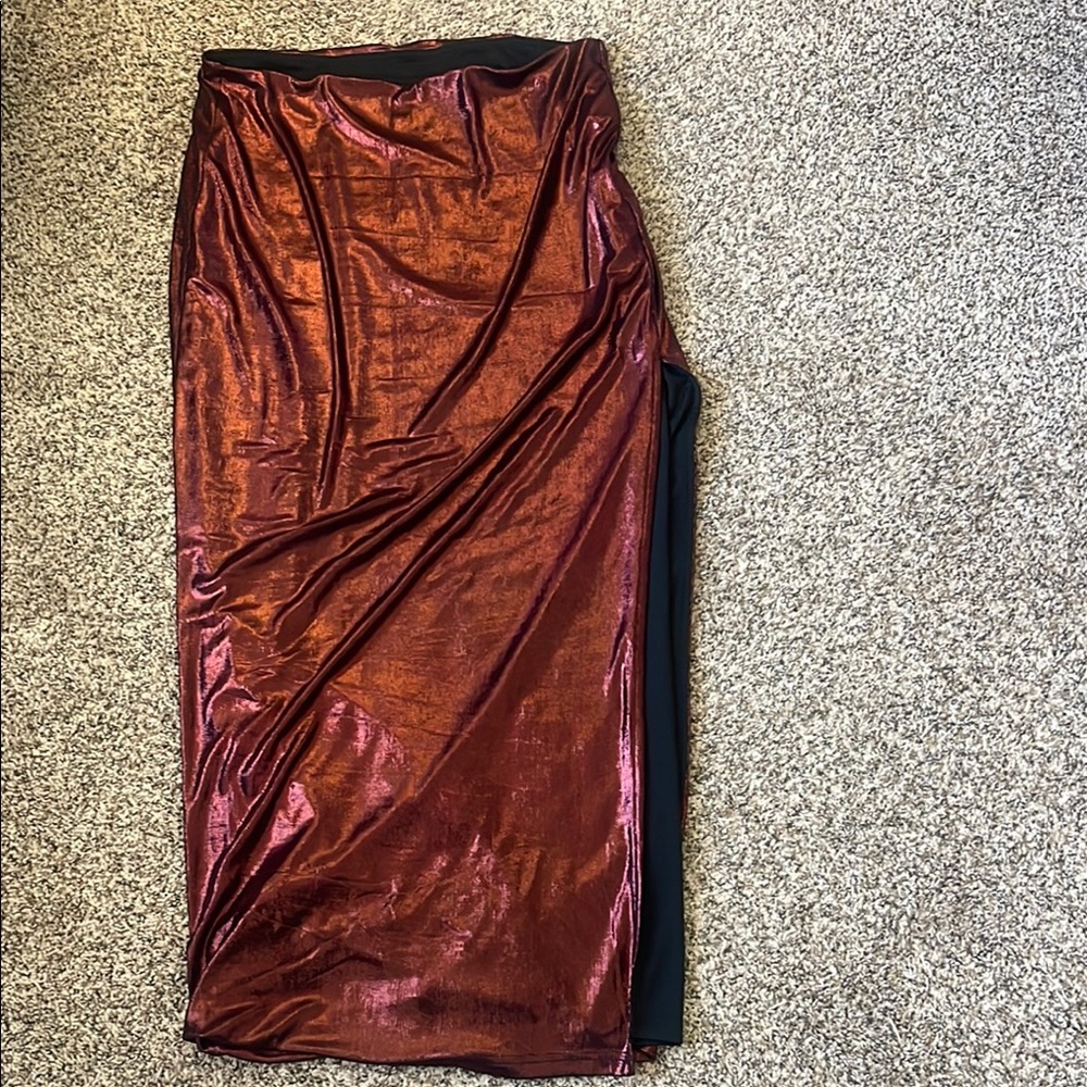 Red Cupshe slit skirt